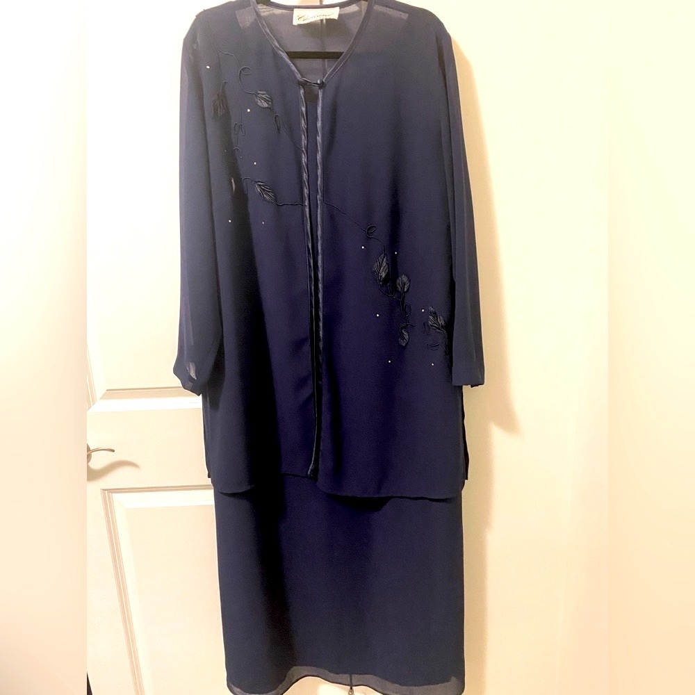 Pristine Vintage 2 piece dress!